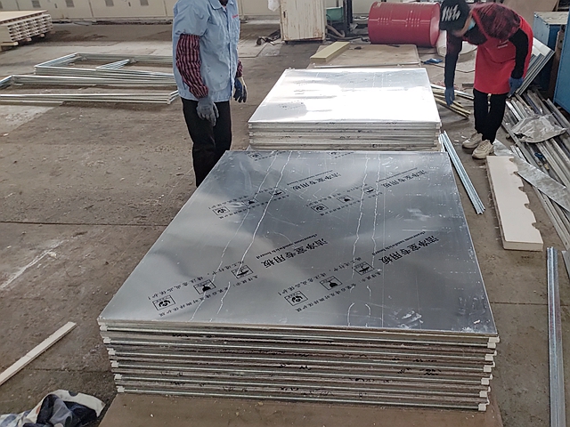 如何为食品厂挑选合适的净化板？