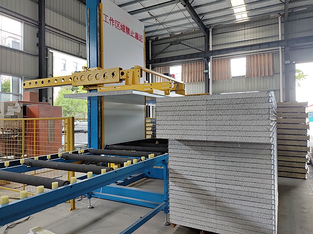 彩钢板与不锈钢面材净化板，该如何抉择？