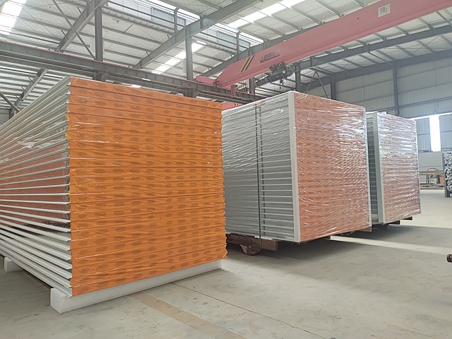 硫氧镁净化板全解析：是什么材质？凭什么成洁净空间“优选”？