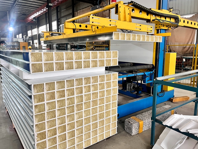 100厚玻镁岩棉净化板多少钱一平方?